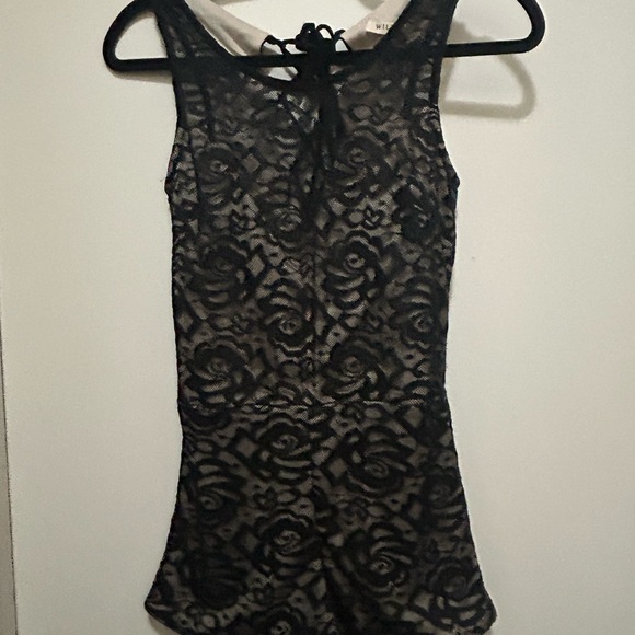 Elegant Black Lace Jumpsuit - Picture 6 of 7